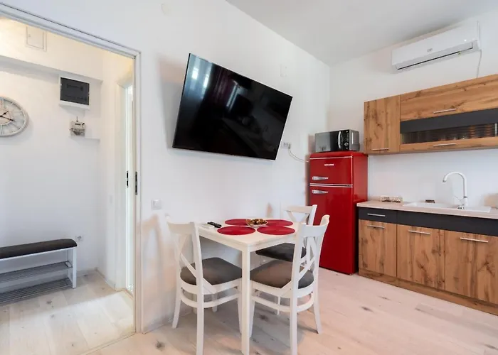 Spacious And Cozy Apartment In Central Bucharest