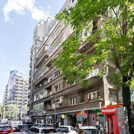 Spacious And Cozy Apartment In Central Bucharest Exterior photo